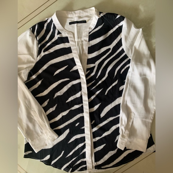 Ivanka Trump Women’s Shirt - Picture 7 of 16